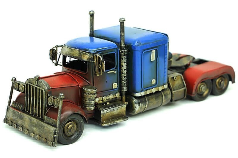 El Yapımı Metal Tır