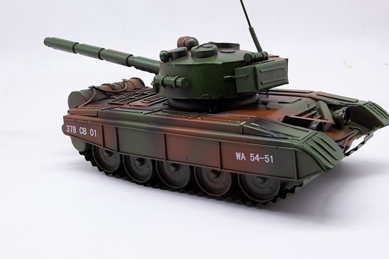 Dekoratif Metal Tank Maketi